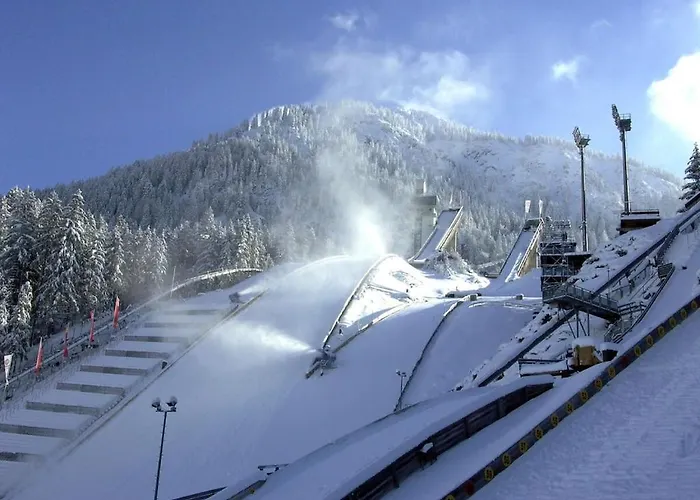 With 2 Bedrooms Holiday home